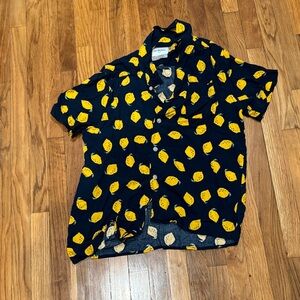 Goodfellow & Co Navy and Yellow Lemon Print Shirt